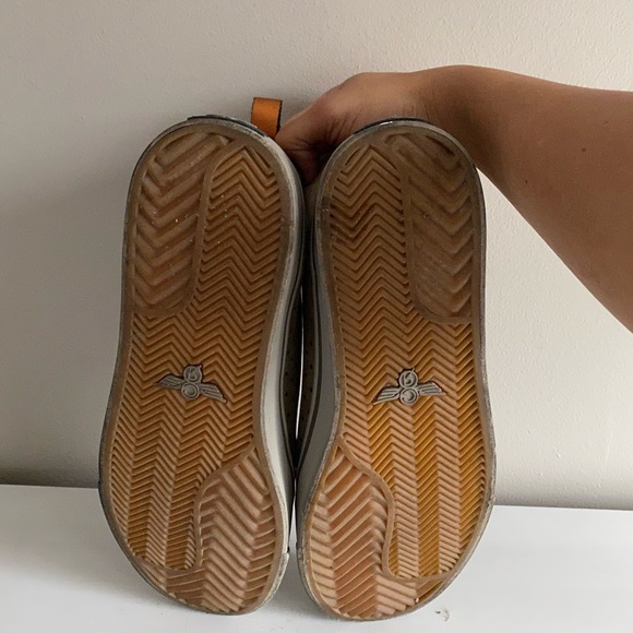 2 for $50 Hi-Top military green sneakers - Picture 5 of 5